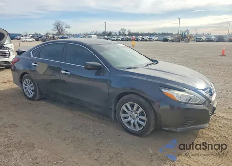 2018 Nissan Altima 2.5 z USA, uszkodzony, nr VIN 1N4AL3APXJC248514